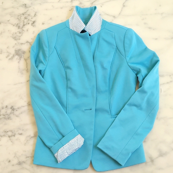 The Limited Rayon Blended Turquoise Blazer with lining and pockets. - Picture 5 of 5